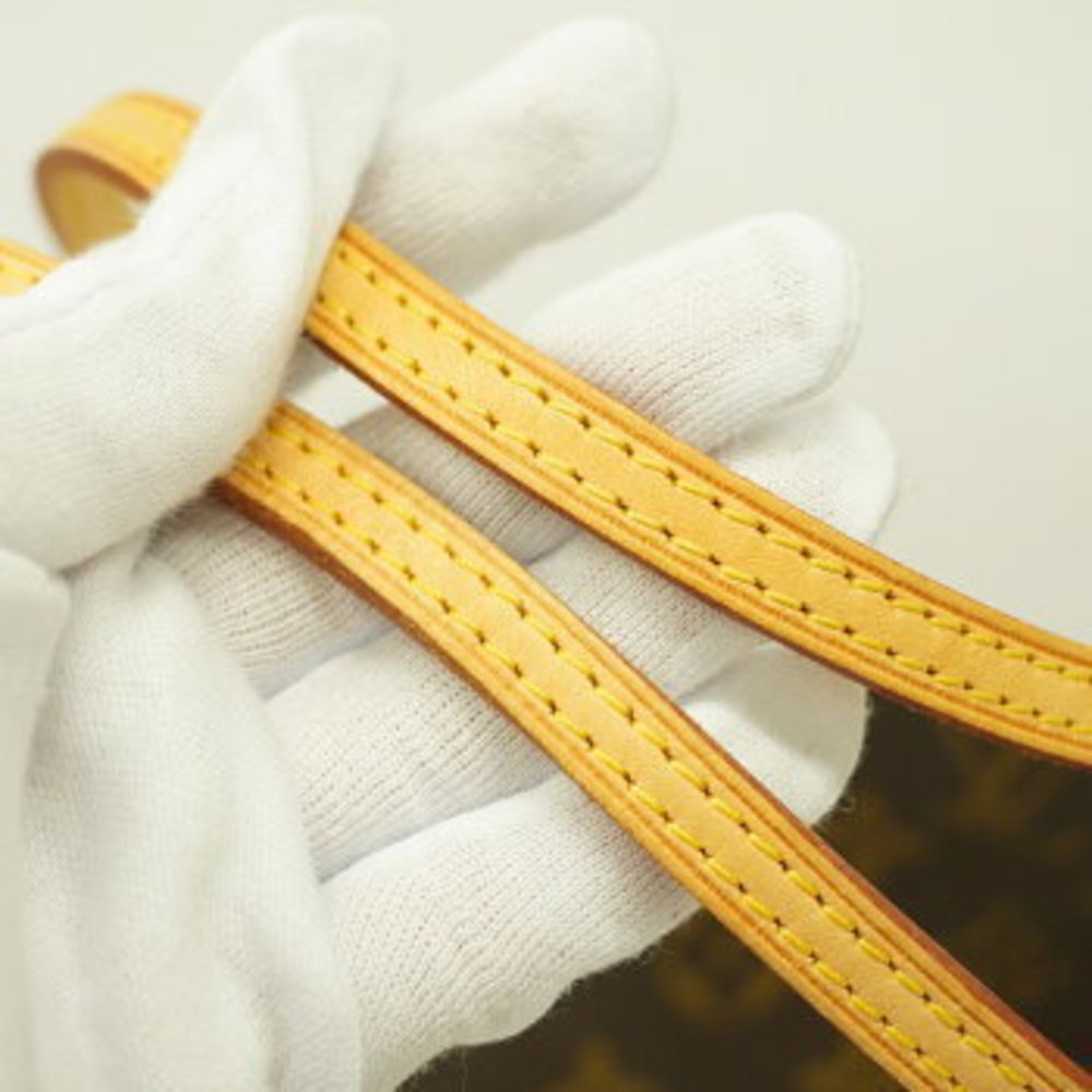 Louis Vuitton Monogram Neverfull MM Tote Bag - Picture 8 of 10